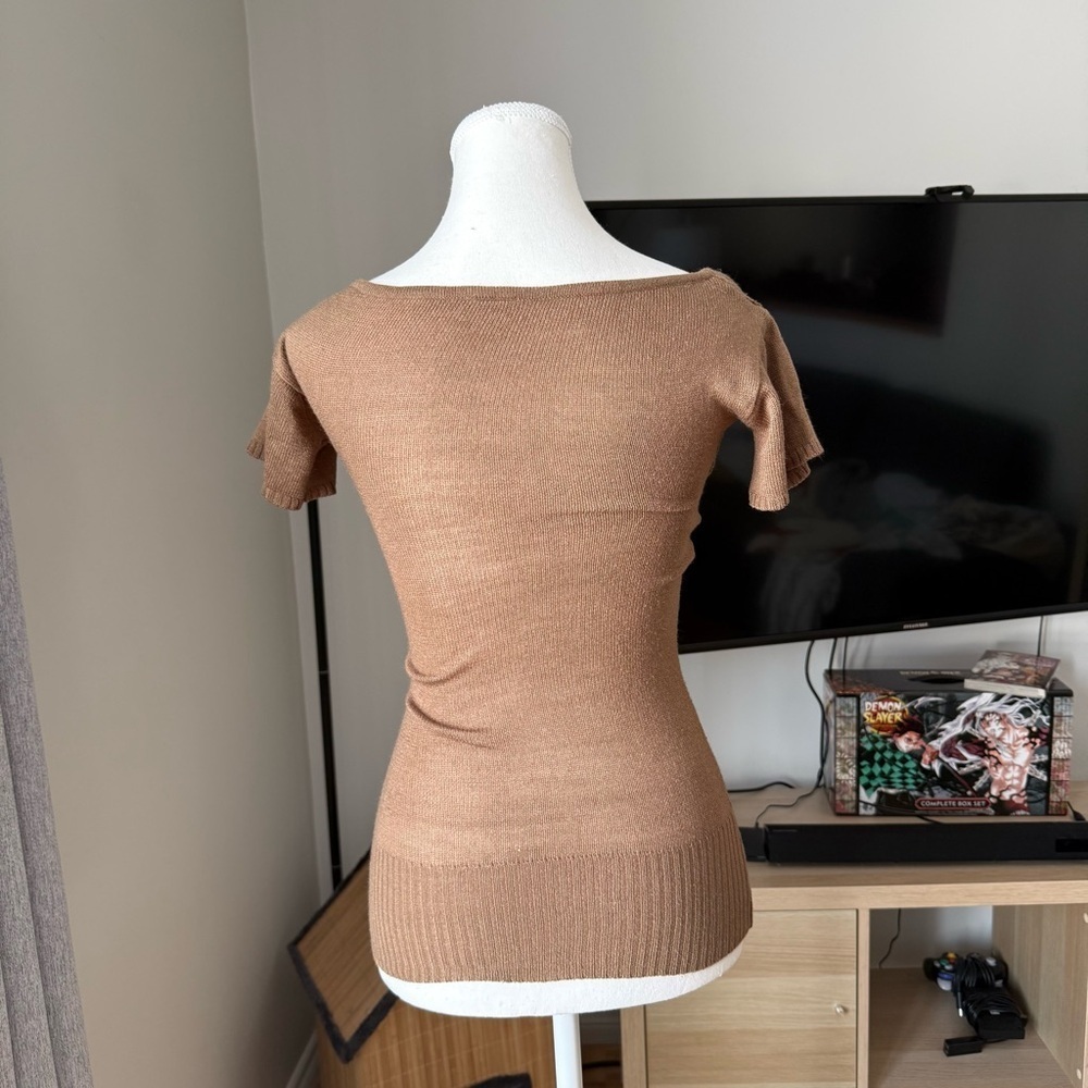 Unknown | women's xsmall-small Stylish Tan short-sleeve Cable Knit Sweater - Picture 3 of 3